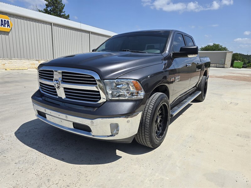 2018 RAM 1500 SLT  