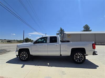 2019 Chevrolet Silverado 1500 LT   - Photo 8 - Kerrville, TX 78028