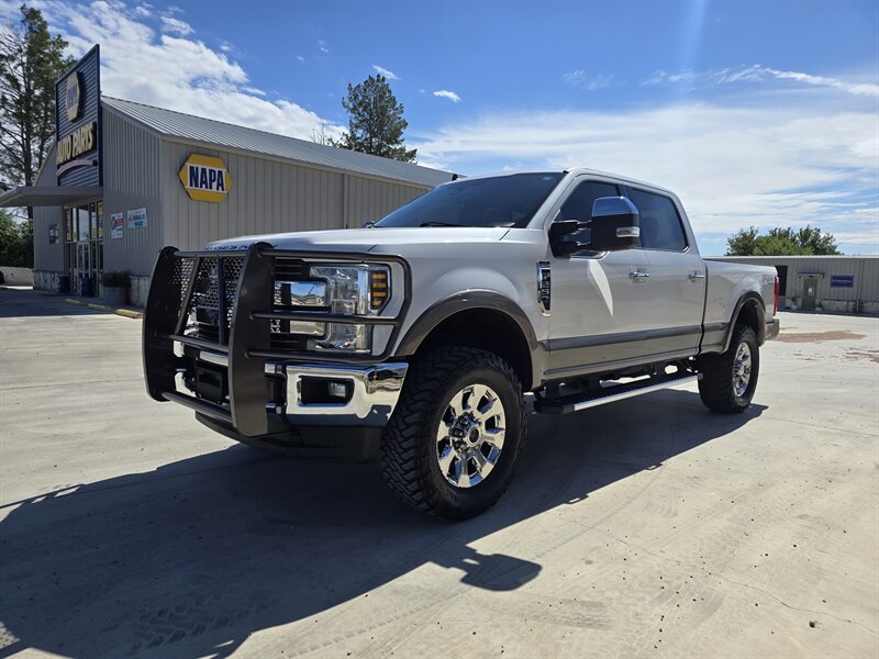 2019 Ford F-250 Super Duty King Ranch   - Photo 1 - Kerrville, TX 78028
