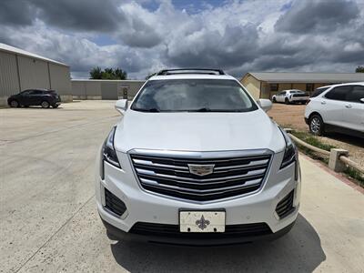 2019 Cadillac XT5 Premium Luxury   - Photo 2 - Kerrville, TX 78028