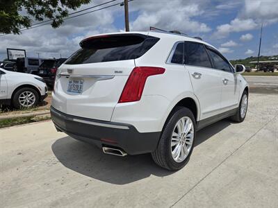 2019 Cadillac XT5 Premium Luxury   - Photo 6 - Kerrville, TX 78028