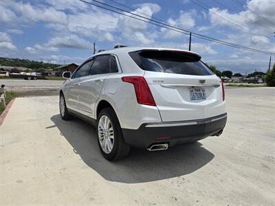 2019 Cadillac XT5 Premium Luxury   - Photo 8 - Kerrville, TX 78028