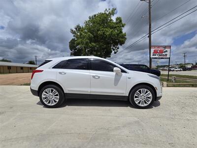 2019 Cadillac XT5 Premium Luxury   - Photo 5 - Kerrville, TX 78028