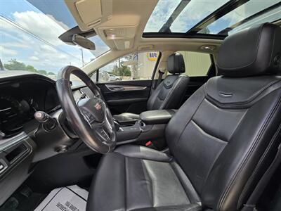 2019 Cadillac XT5 Premium Luxury   - Photo 11 - Kerrville, TX 78028