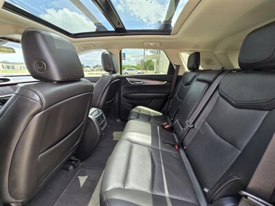 2019 Cadillac XT5 Premium Luxury   - Photo 14 - Kerrville, TX 78028