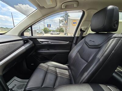 2019 Cadillac XT5 Premium Luxury   - Photo 12 - Kerrville, TX 78028
