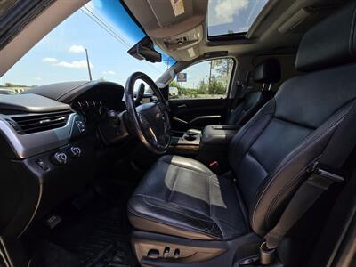 2019 Chevrolet Tahoe LT   - Photo 9 - Kerrville, TX 78028