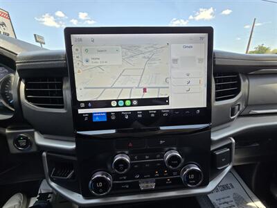 2022 Ford Expedition MAX XLT   - Photo 10 - Kerrville, TX 78028
