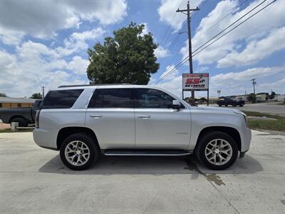 2015 GMC Yukon SLT   - Photo 4 - Kerrville, TX 78028