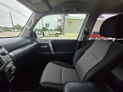 2018 Toyota 4Runner SR5 - Photo 10 - Kerrville, TX 78028