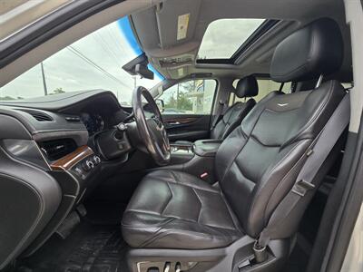 2019 Cadillac Escalade ESV Premium Luxury - Photo 9 - Kerrville, TX 78028