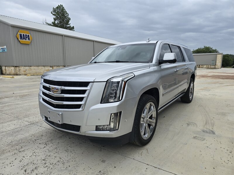 2019 Cadillac Escalade ESV Premium Luxury  