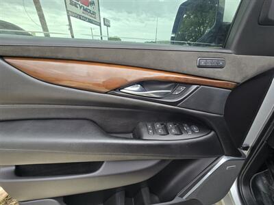 2019 Cadillac Escalade ESV Premium Luxury - Photo 10 - Kerrville, TX 78028