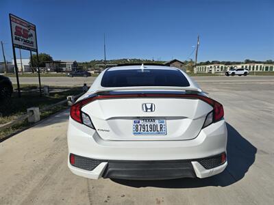 2020 Honda Civic EX   - Photo 6 - Kerrville, TX 78028
