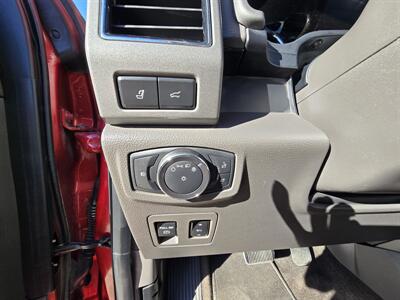 2018 Ford Expedition XLT - Photo 11 - Kerrville, TX 78028