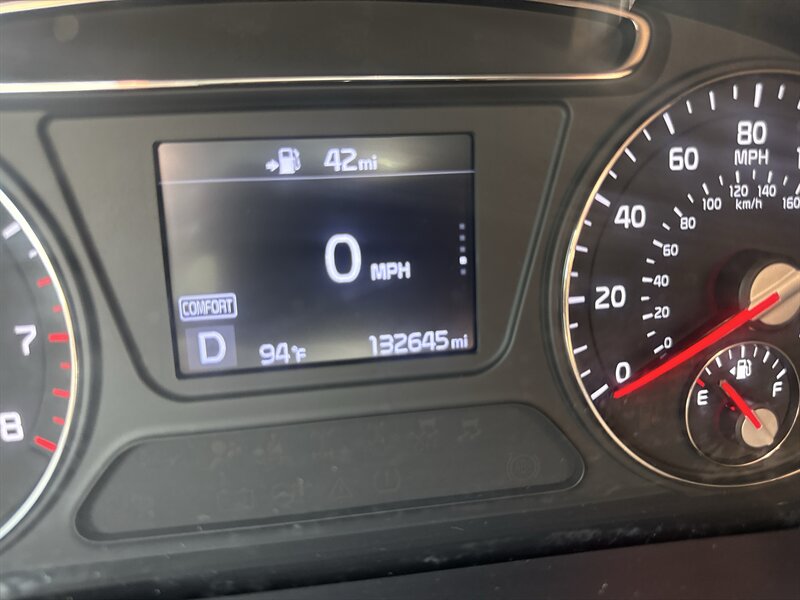2020 Kia Sorento LX - Photo 12 - Little River, SC 29566