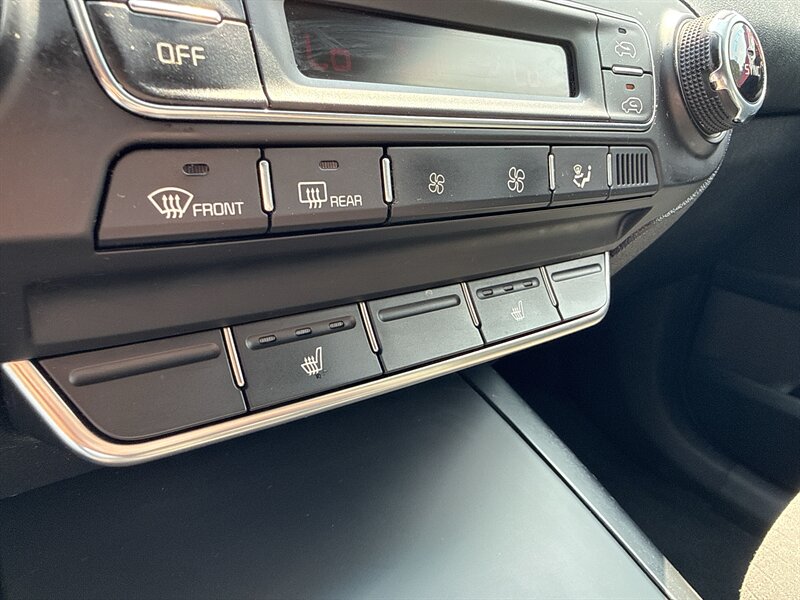 2020 Kia Sorento LX - Photo 11 - Little River, SC 29566