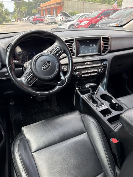 2019 Kia Sportage EX - Photo 8