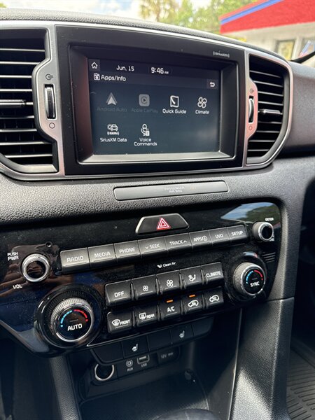 2019 Kia Sportage EX - Photo 11