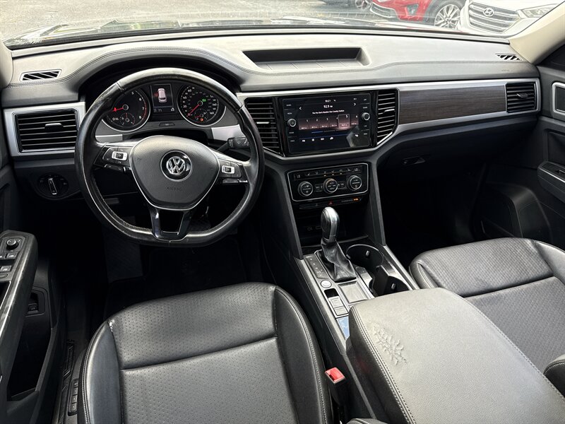 2018 Volkswagen Atlas V6 SEL - Photo 10 - Little River, SC 29566