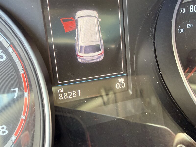 2018 Volkswagen Atlas V6 SEL - Photo 16 - Little River, SC 29566