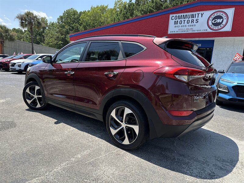 2016 Hyundai Tucson Limited - Photo 5 - Little River, SC 29566