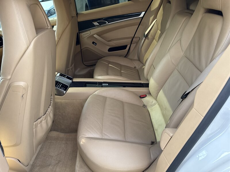 2012 Porsche Panamera - Photo 8 - Little River, SC 29566