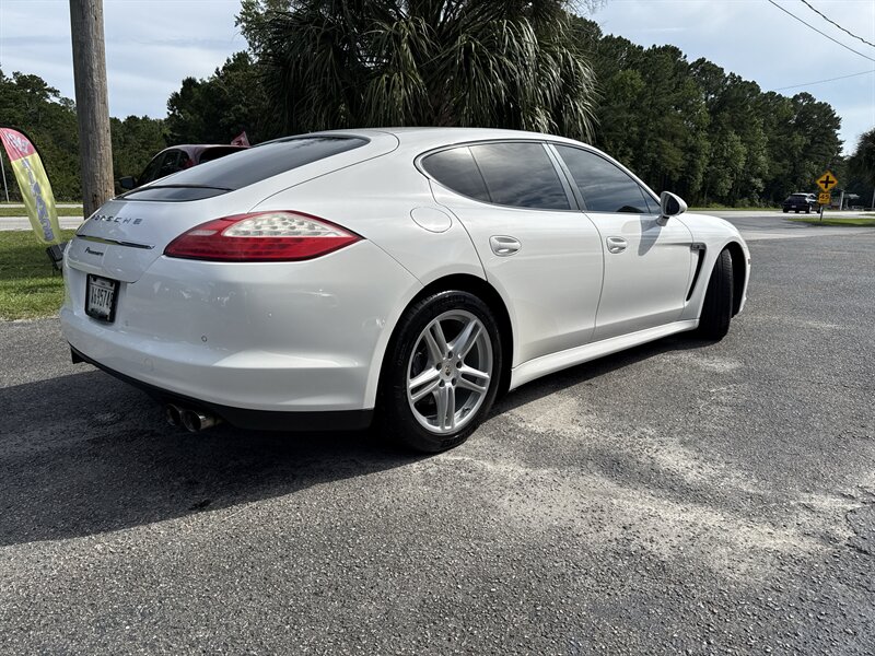 2012 Porsche Panamera - Photo 4 - Little River, SC 29566