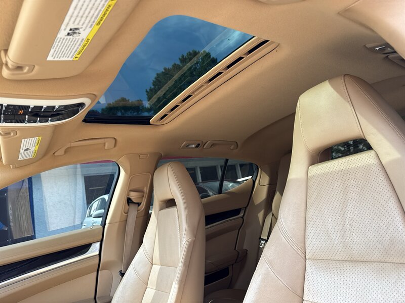 2012 Porsche Panamera - Photo 10 - Little River, SC 29566