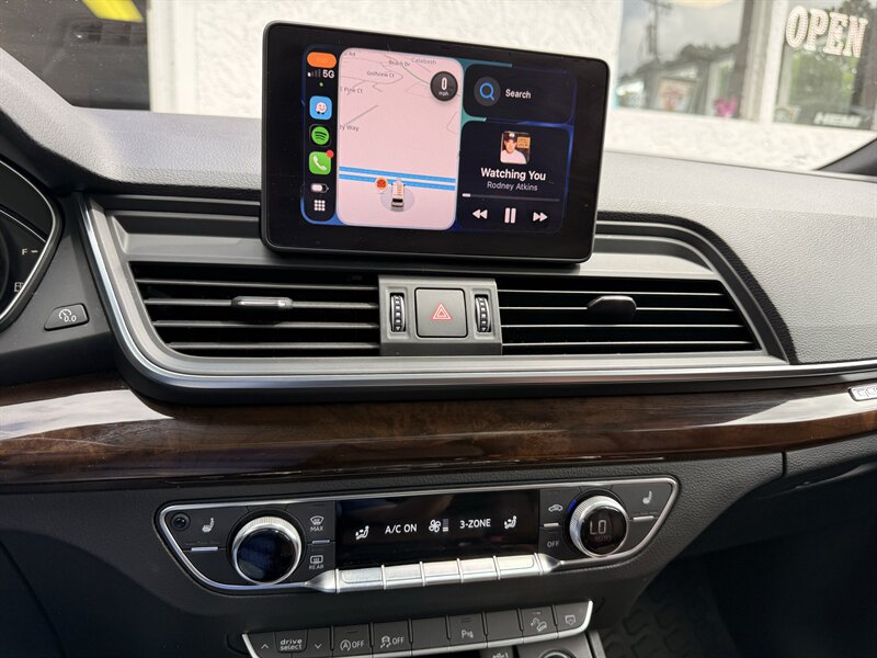 2020 Audi Q5 quattro Premium 45 TFSI - Photo 13 - Little River, SC 29566