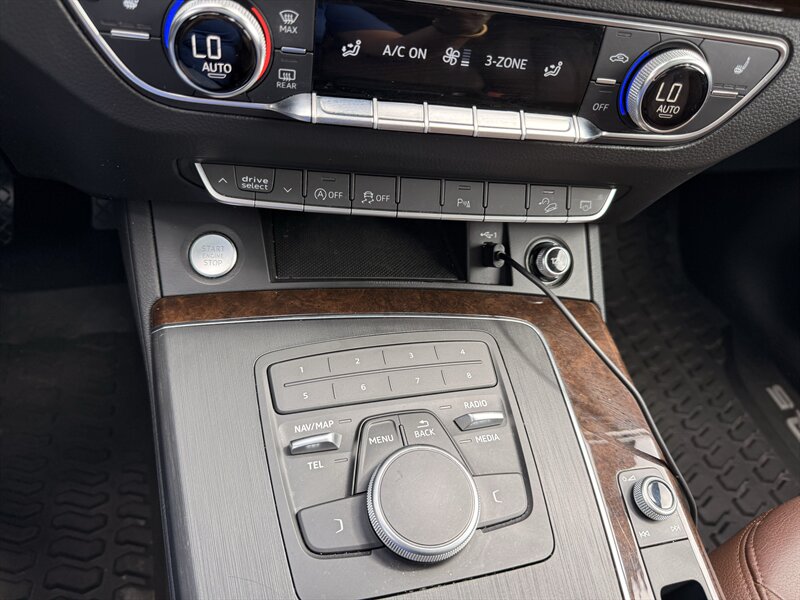 2020 Audi Q5 quattro Premium 45 TFSI - Photo 14 - Little River, SC 29566