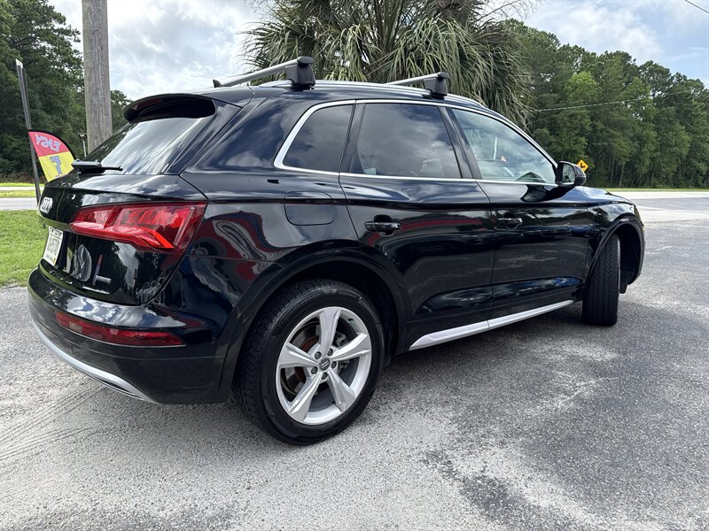 2020 Audi Q5 quattro Premium 45 TFSI - Photo 4 - Little River, SC 29566