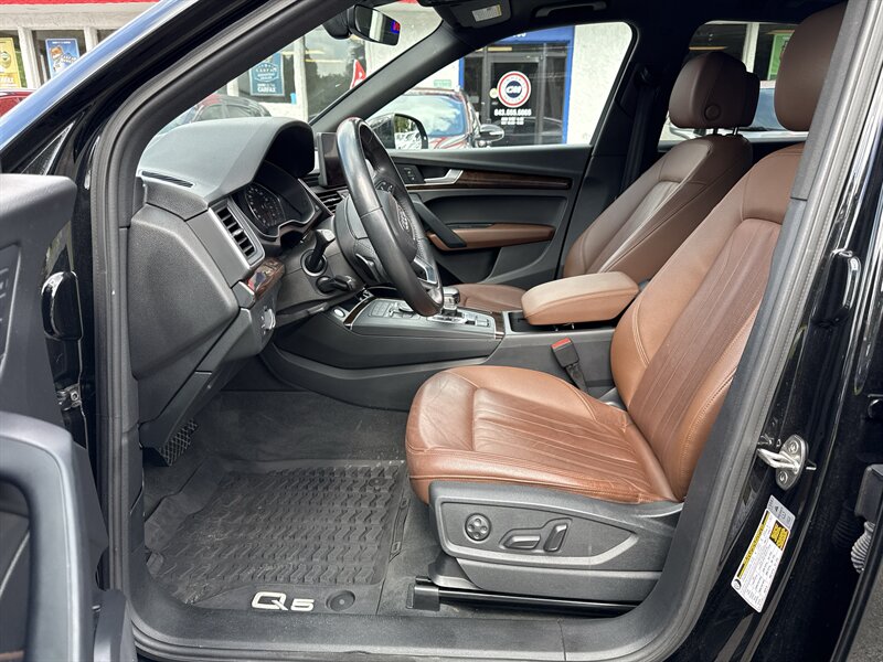 2020 Audi Q5 quattro Premium 45 TFSI - Photo 9 - Little River, SC 29566