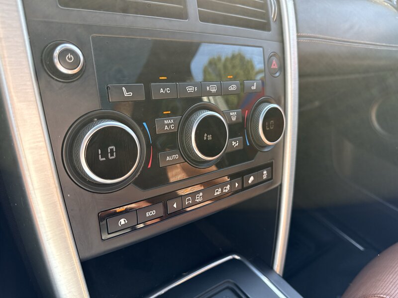 2015 Land Rover Discovery Sport HSE LUX - Photo 16 - Little River, SC 29566