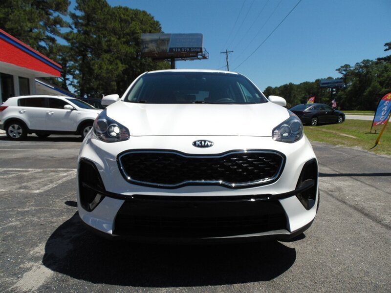 2021 Kia Sportage LX - Photo 2 - Little River, SC 29566