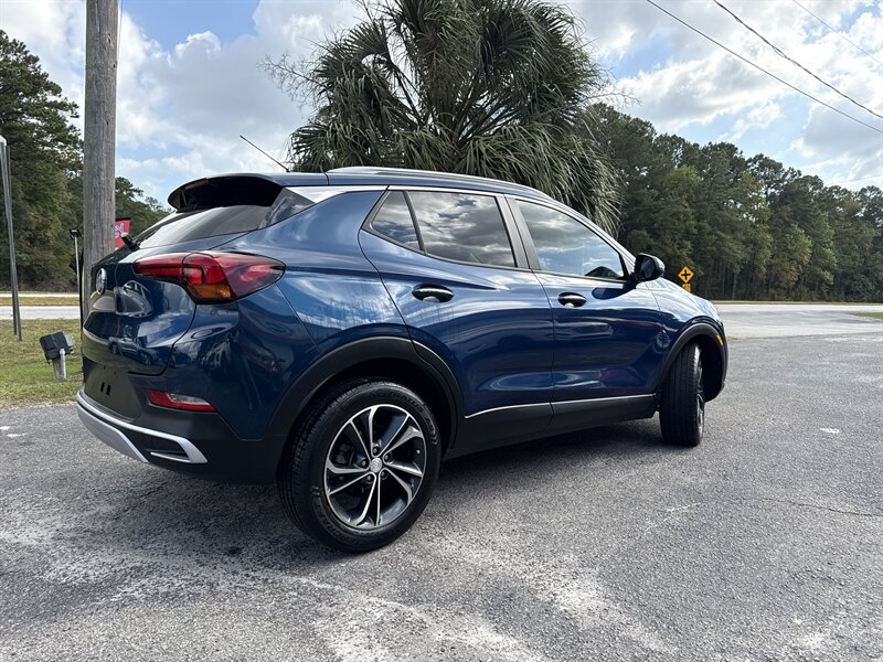 2020 Buick Encore GX Select - Photo 4 - Little River, SC 29566