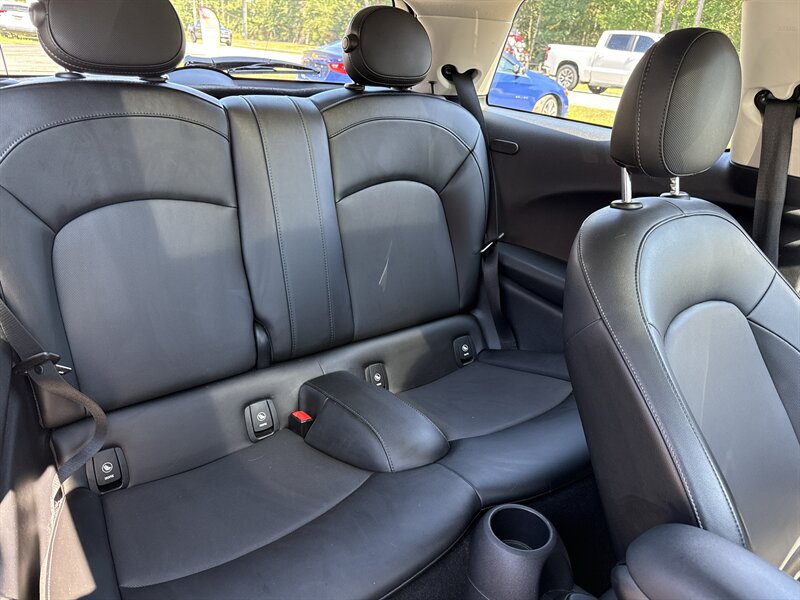 2018 MINI Cooper Cooper - Photo 8 - Little River, SC 29566