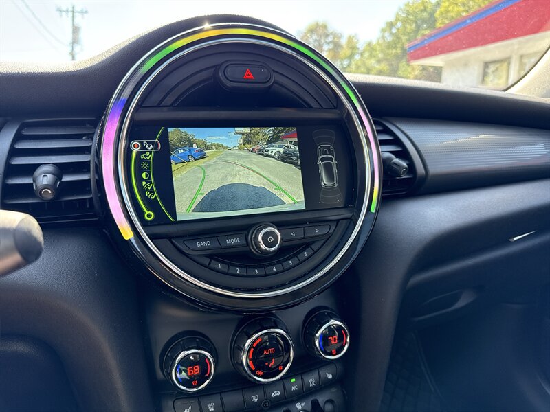 2018 MINI Cooper Cooper - Photo 10 - Little River, SC 29566
