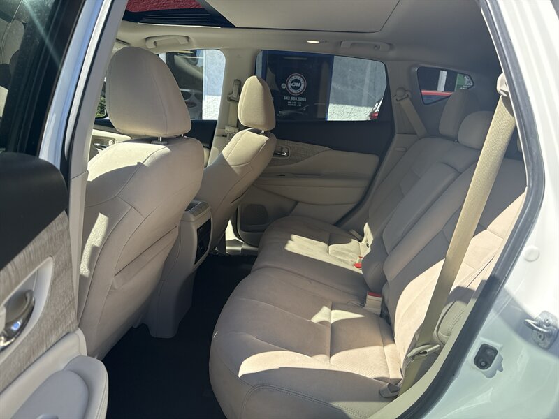 2019 Nissan Murano SV - Photo 7 - Little River, SC 29566