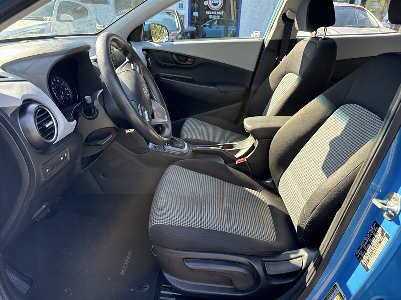 2019 Hyundai Kona SE - Photo 9 - Little River, SC 29566