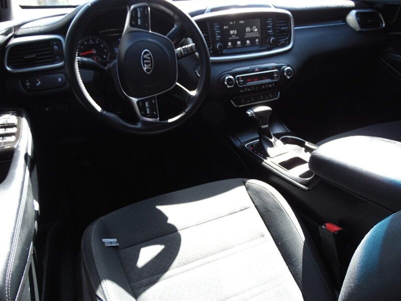 2020 Kia Sorento S V6 - Photo 9 - Little River, SC 29566