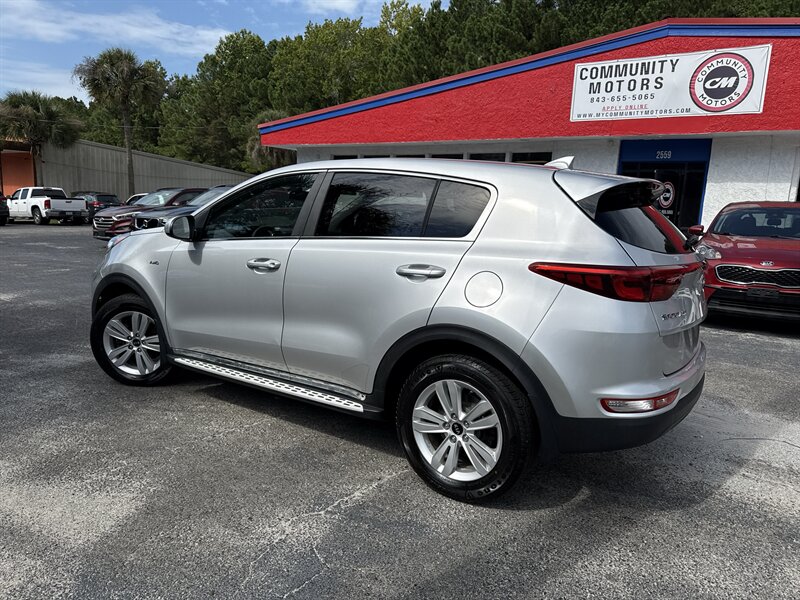 2017 Kia Sportage LX - Photo 5 - Little River, SC 29566