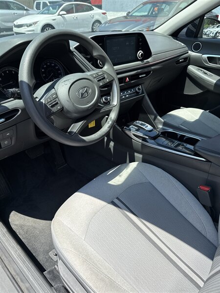 2020 Hyundai SONATA SE - Photo 8 - Little River, SC 29566