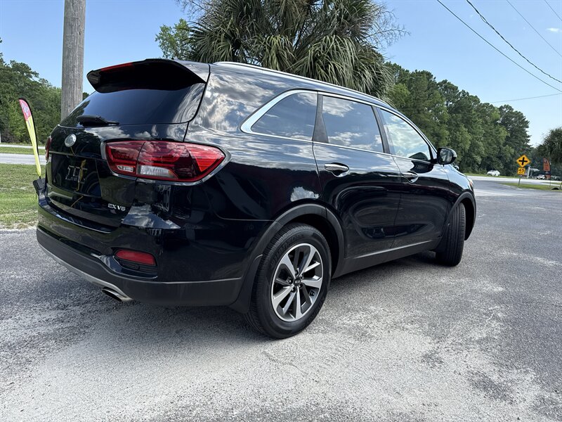 2019 Kia Sorento EX V6 - Photo 4 - Little River, SC 29566