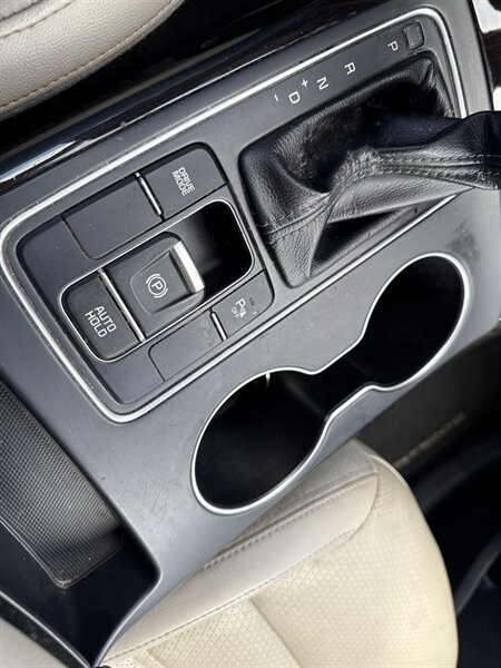 2019 Kia Sorento EX V6 - Photo 11 - Little River, SC 29566