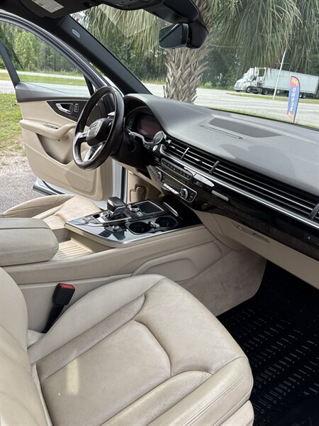2017 Audi Q7 3.0T quattro Premium Plus - Photo 11 - Little River, SC 29566