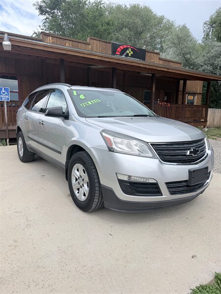 2016 Chevrolet Traverse LS - Photo 3 - Taos, NM 87571