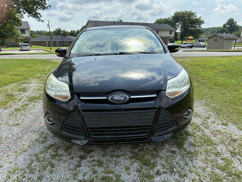 2013 Ford Focus SE   - Photo 1 - Beaver Dam, KY 42320