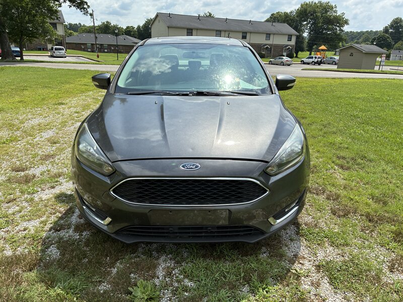 2015 Ford Focus SE   - Photo 1 - Beaver Dam, KY 42320