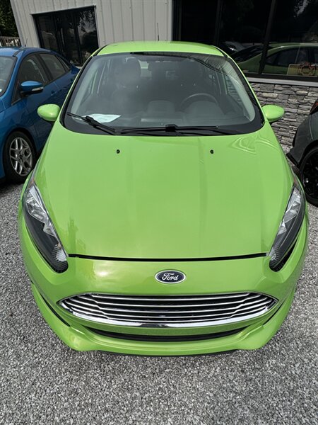 2014 Ford Fiesta SE   - Photo 1 - Beaver Dam, KY 42320